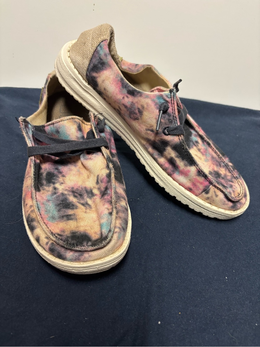 Hey Dude Women's Size 7 Tie-Dye Canvas Slip-Ons
